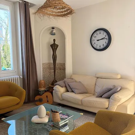 Spacieux Duplex 120m2 Dans Maison Dijon