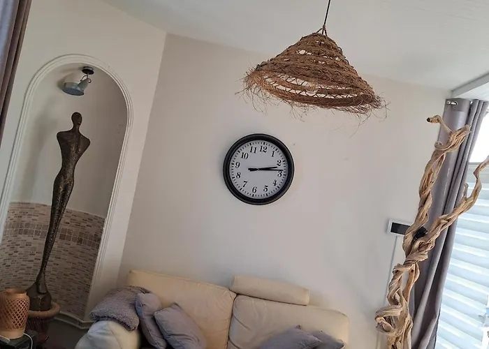 Spacieux Duplex 120m2 Dans Maison * 第戎