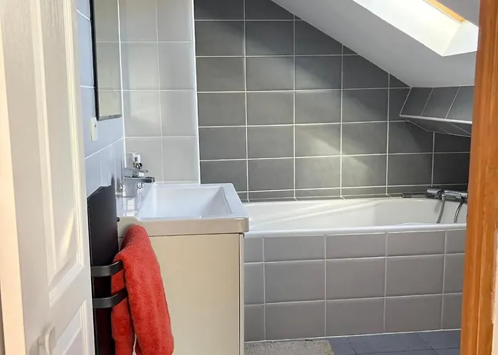 Spacieux Duplex 120m2 Dans Maison 公寓